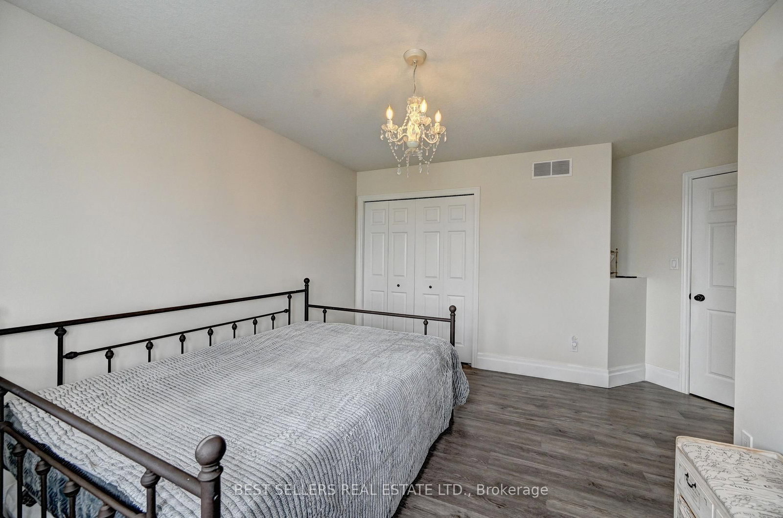 12 Popham Drive • Guelph, ON photo 35
