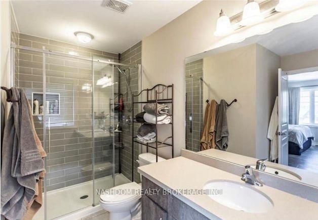 10 Egleston Lane • Hamilton, ON photo 20