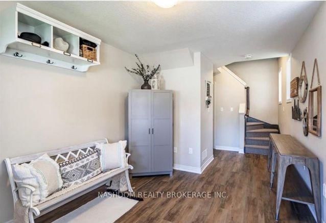 10 Egleston Lane
