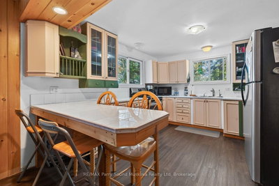 3 Robinson Road • Magnetawan, ON photo 9