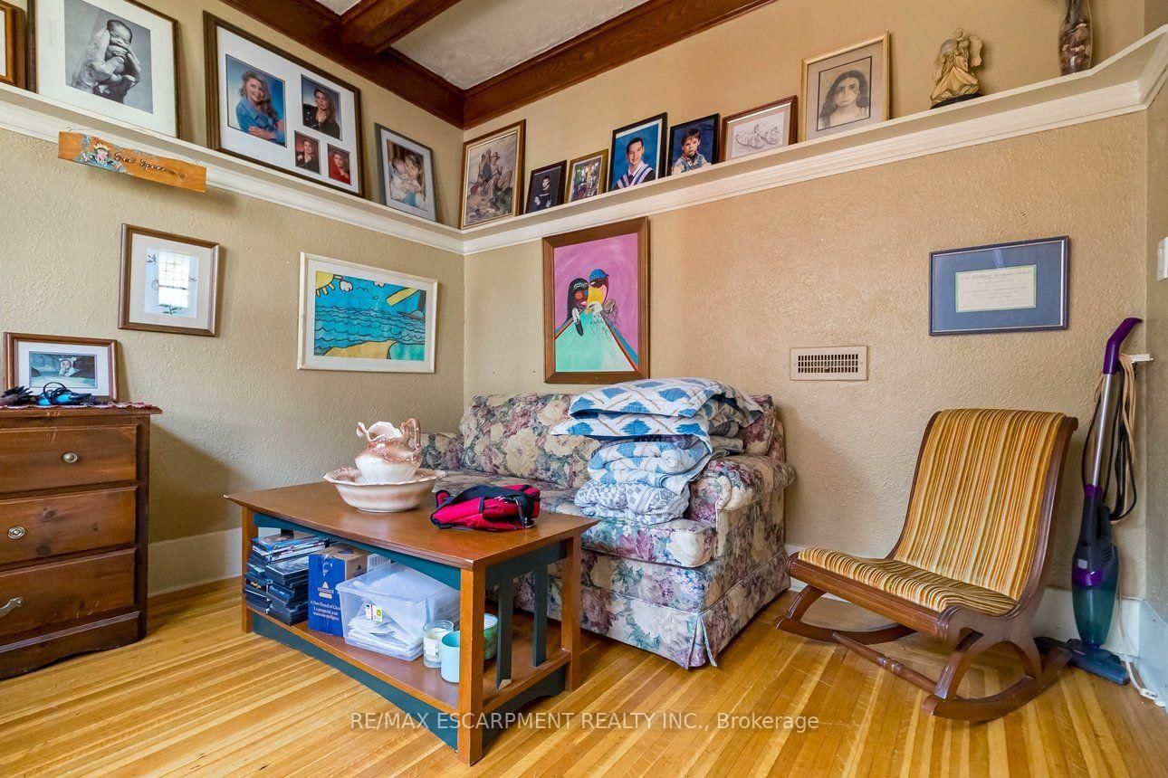 121 Eastbourne Avenue • Hamilton, ON photo 16