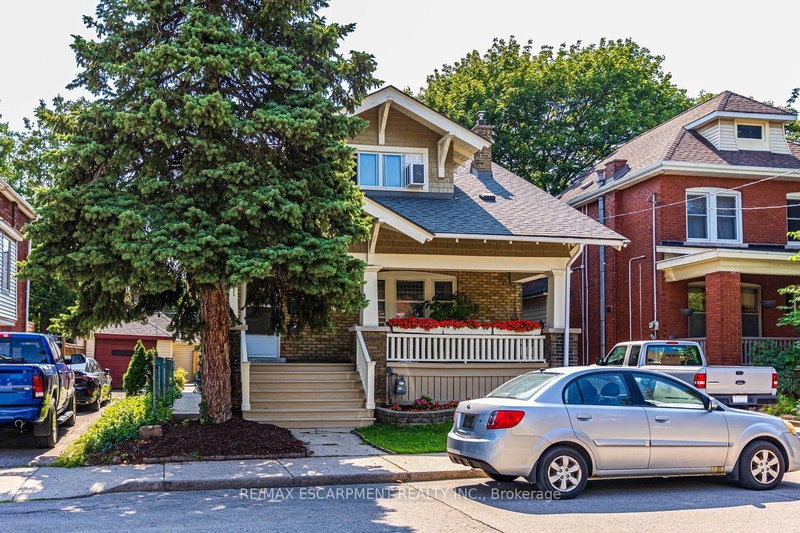 121 Eastbourne Avenue