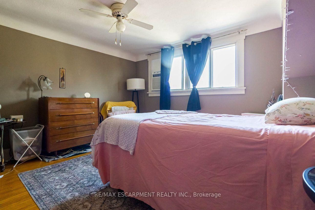 121 Eastbourne Avenue • Hamilton, ON photo 41