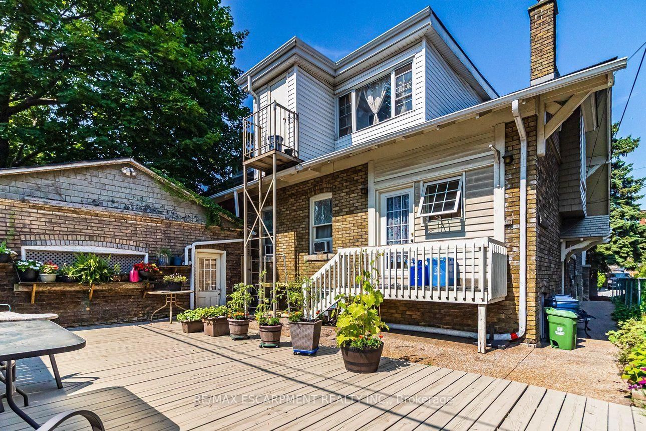 121 Eastbourne Avenue • Hamilton, ON photo 46