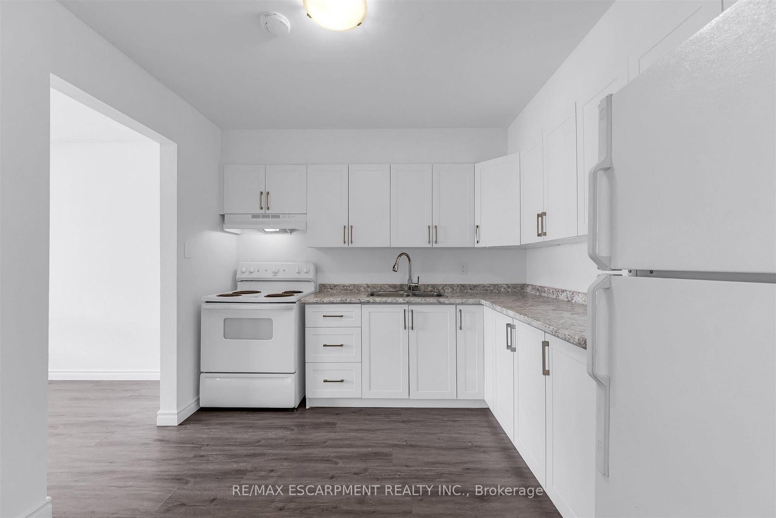 100 Brownleigh Avenue • #284 • Welland, ON photo 6