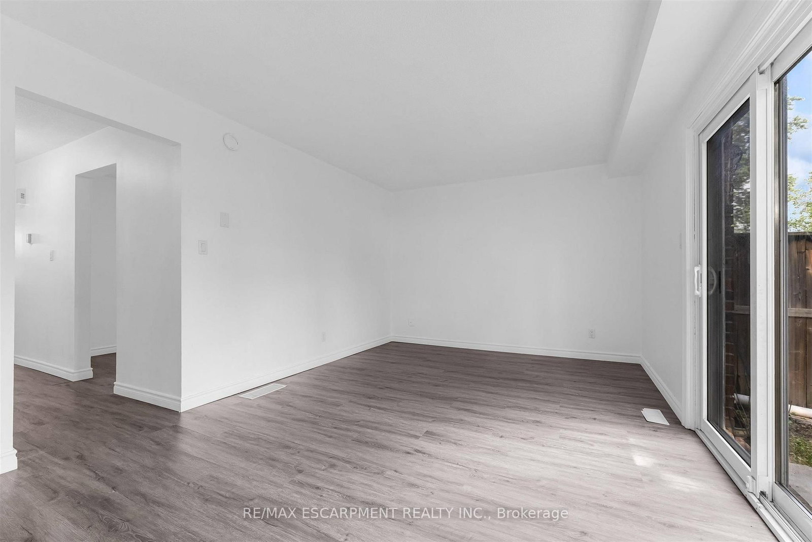 100 Brownleigh Avenue • #284 • Welland, ON photo 9