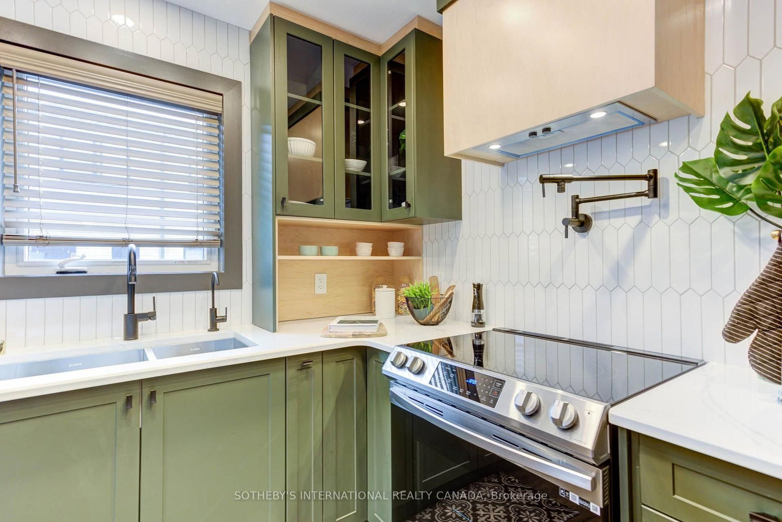 72 Bur Oak Common • #79Q • Cambridge, ON photo 13