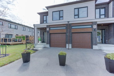 72 Bur Oak Common • #79Q • Cambridge, ON photo 3