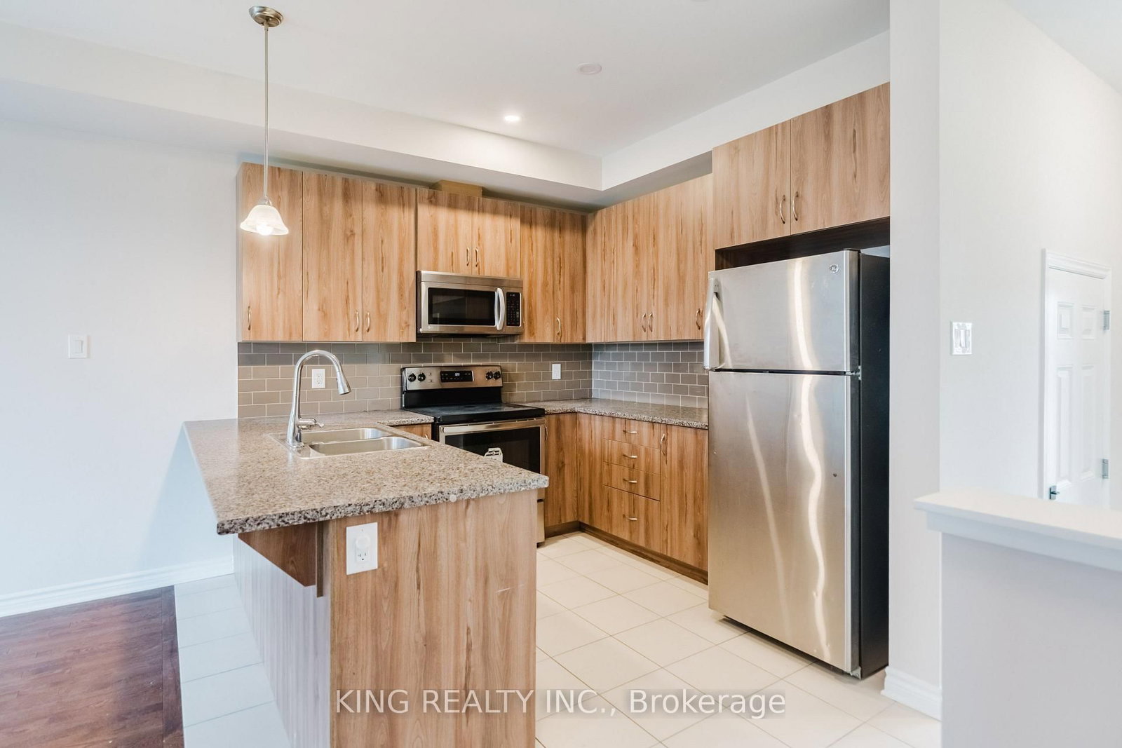 189C Shinny Avenue • Ottawa, ON photo 13