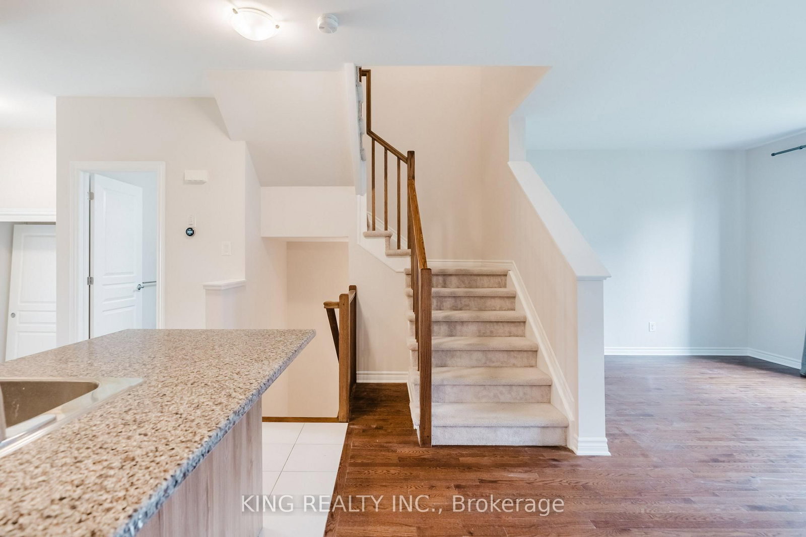 189C Shinny Avenue • Ottawa, ON photo 21