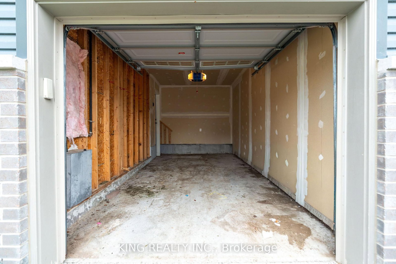 189C Shinny Avenue • Ottawa, ON photo 50