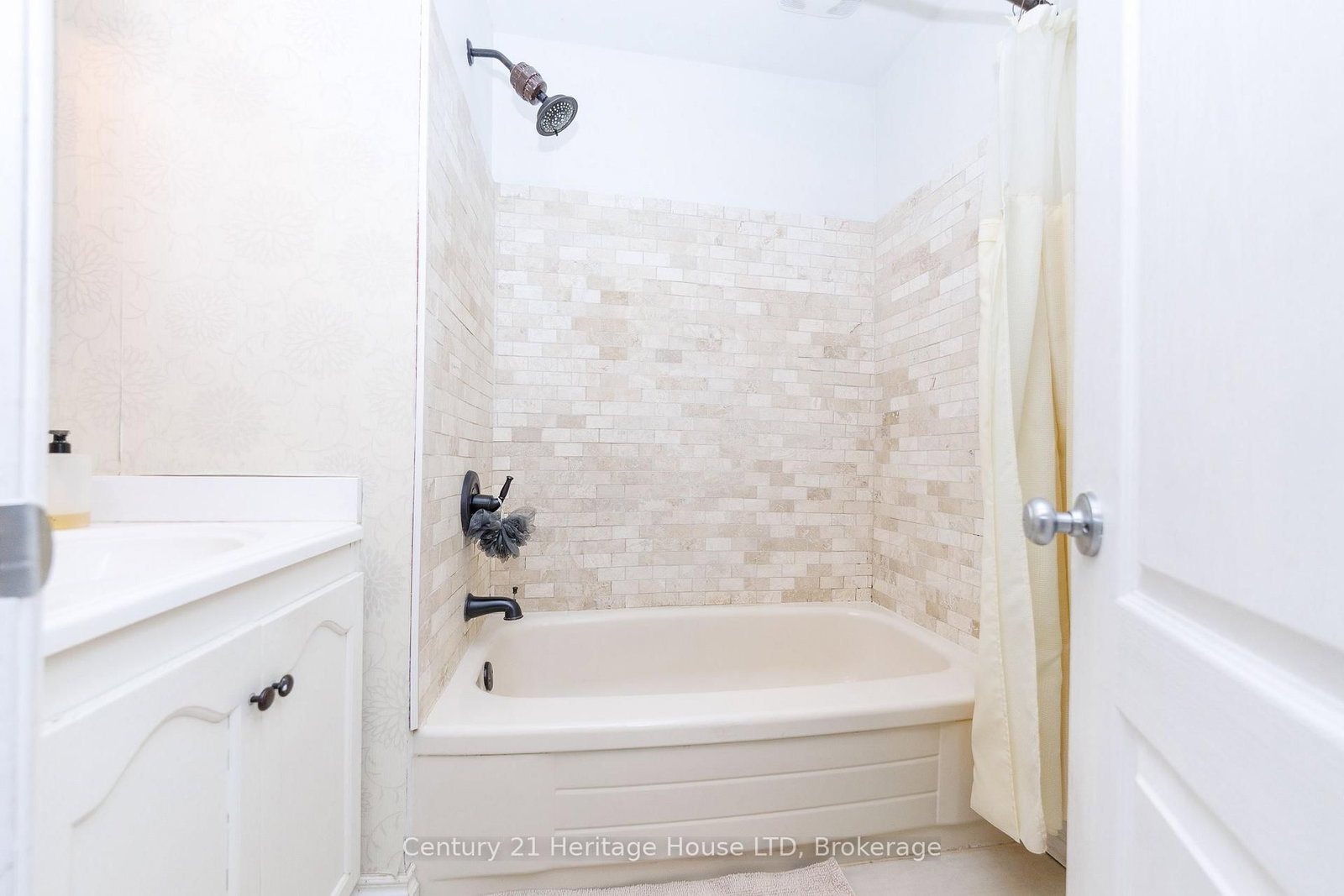 6021 Montrose Road • Niagara Falls, ON photo 14
