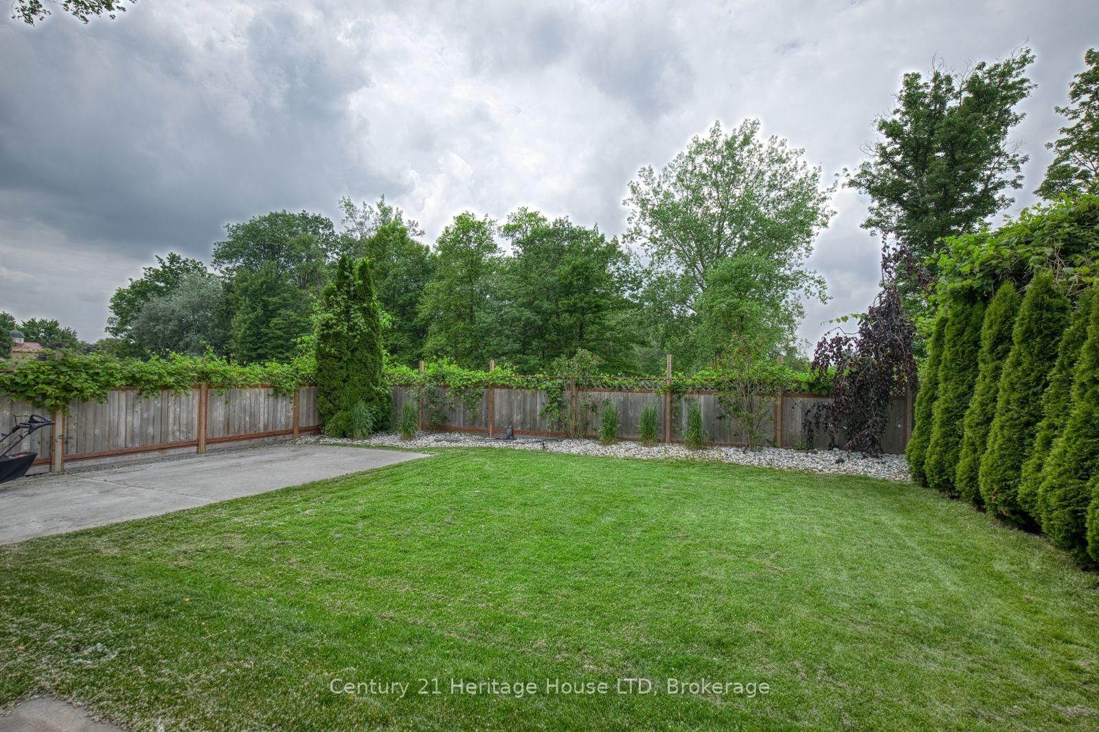 6021 Montrose Road • Niagara Falls, ON photo 24