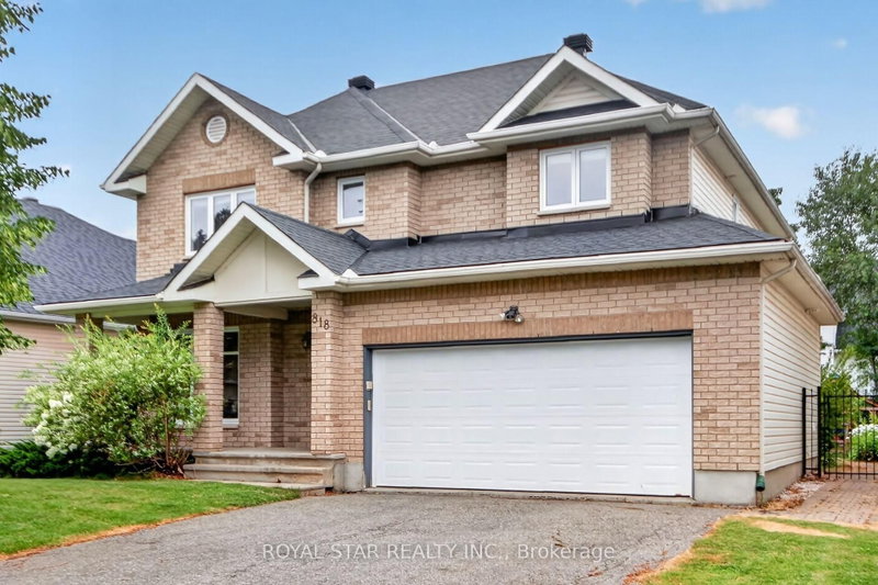 818 Long Point Circle