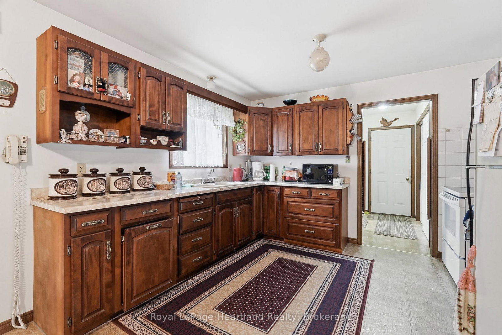 947 Caroline Street • West Grey, ON photo 11