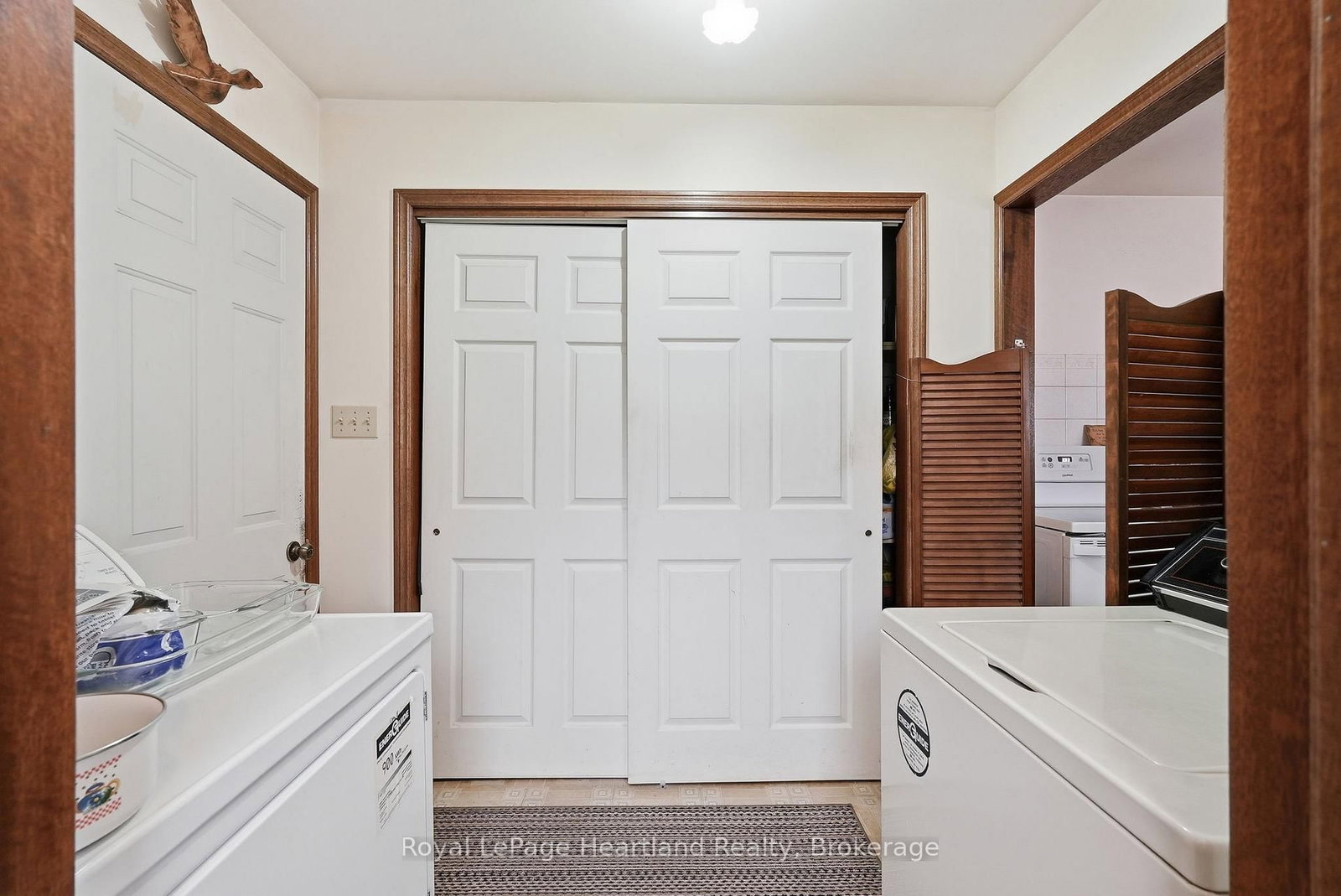 947 Caroline Street • West Grey, ON photo 14
