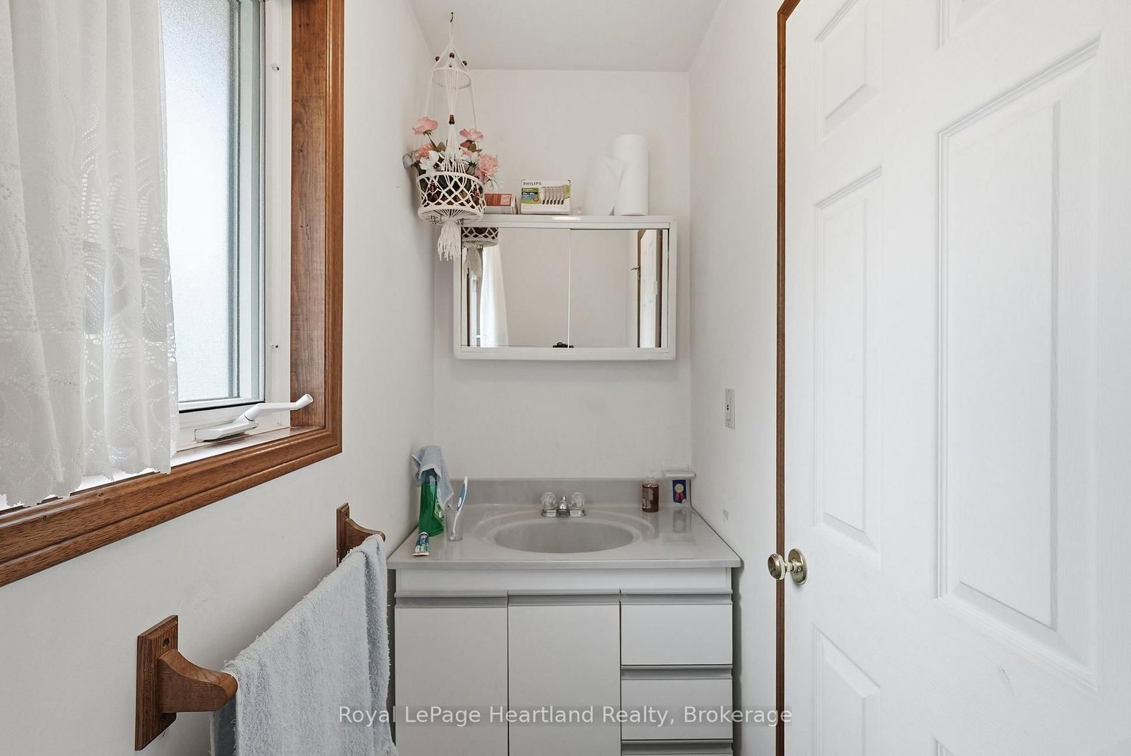 947 Caroline Street • West Grey, ON photo 15