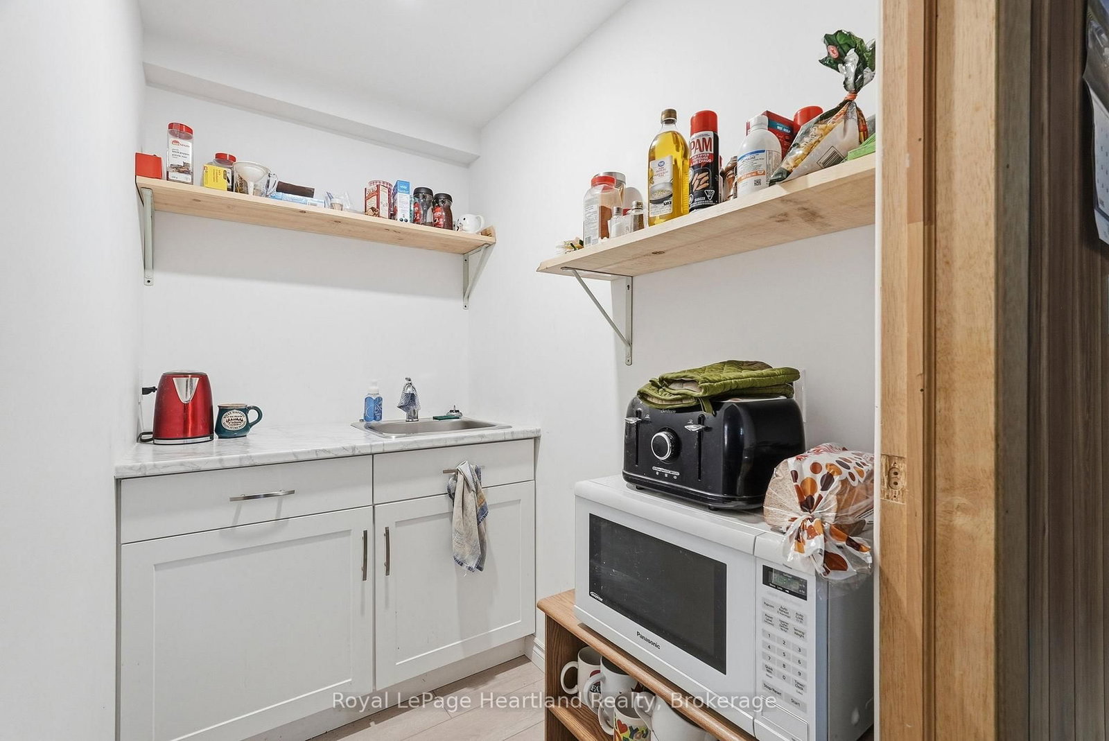 947 Caroline Street • West Grey, ON photo 23