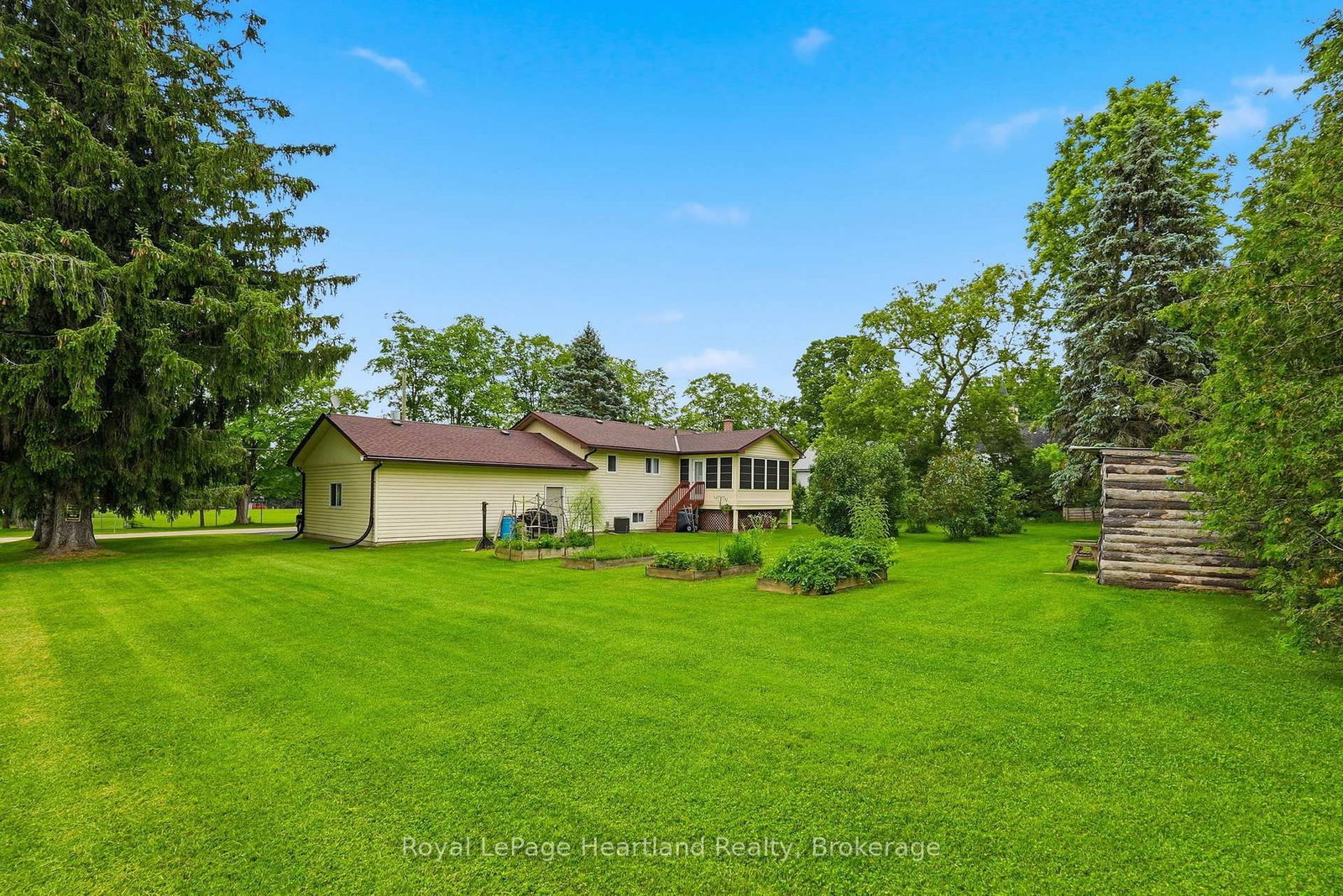 947 Caroline Street • West Grey, ON photo 30
