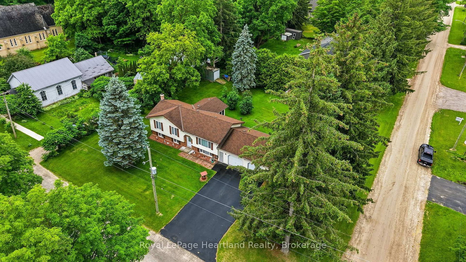 947 Caroline Street • West Grey, ON photo 31