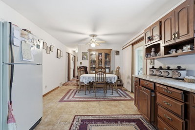 947 Caroline Street • West Grey, ON photo 9
