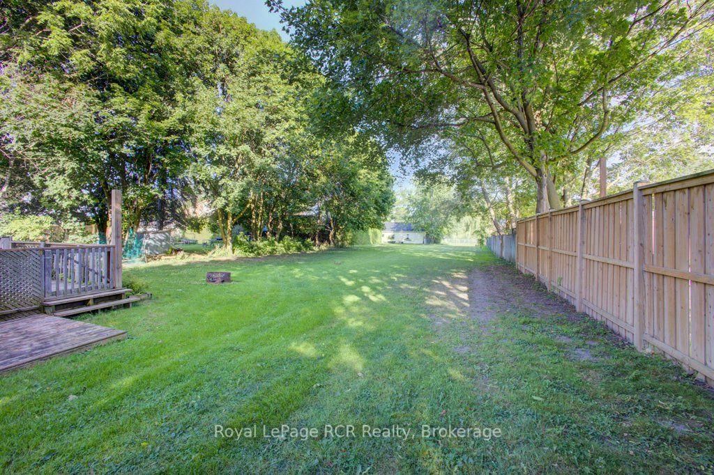 330 York Street • Minto, ON photo 21