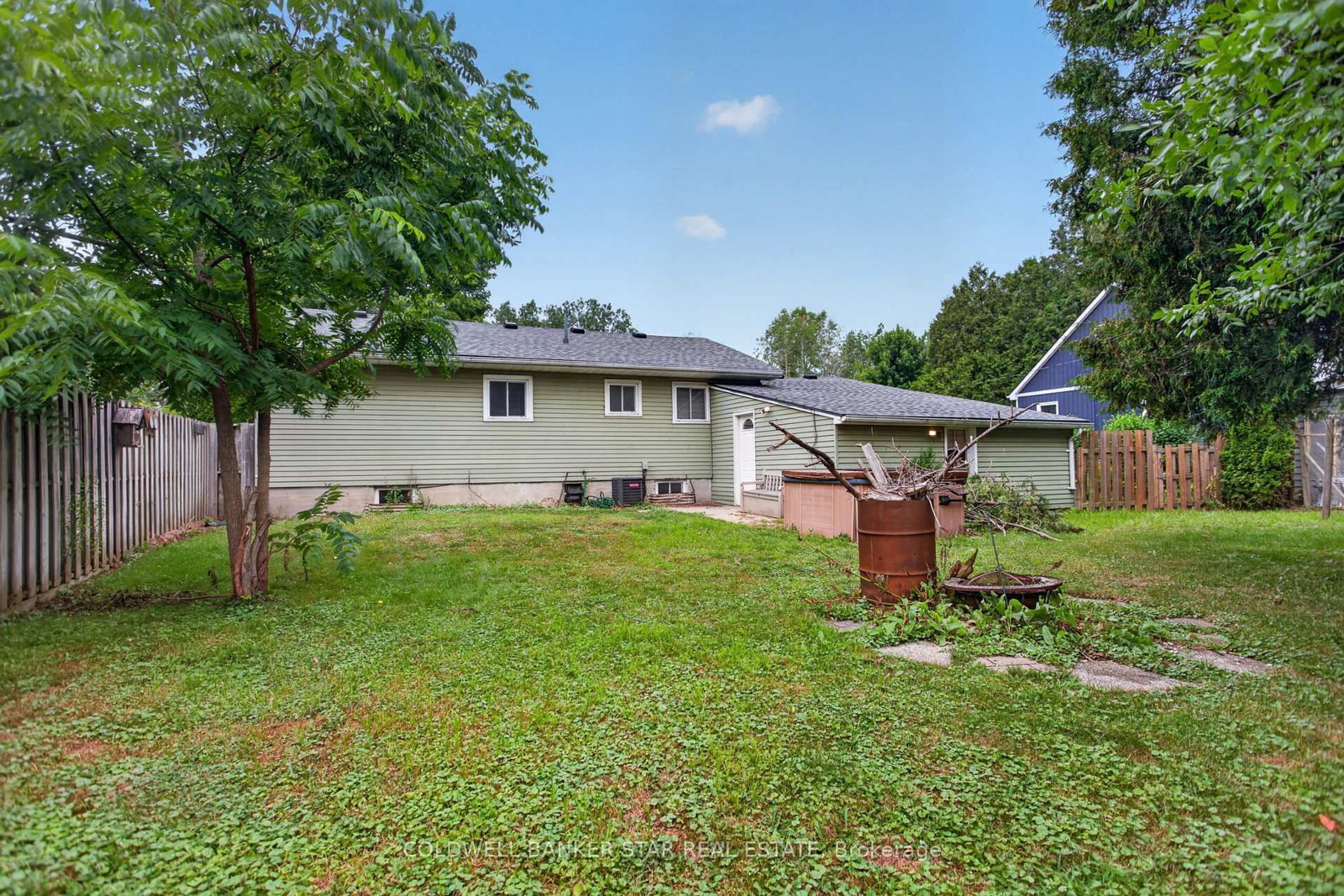 78 Main Street • West Elgin, ON photo 37