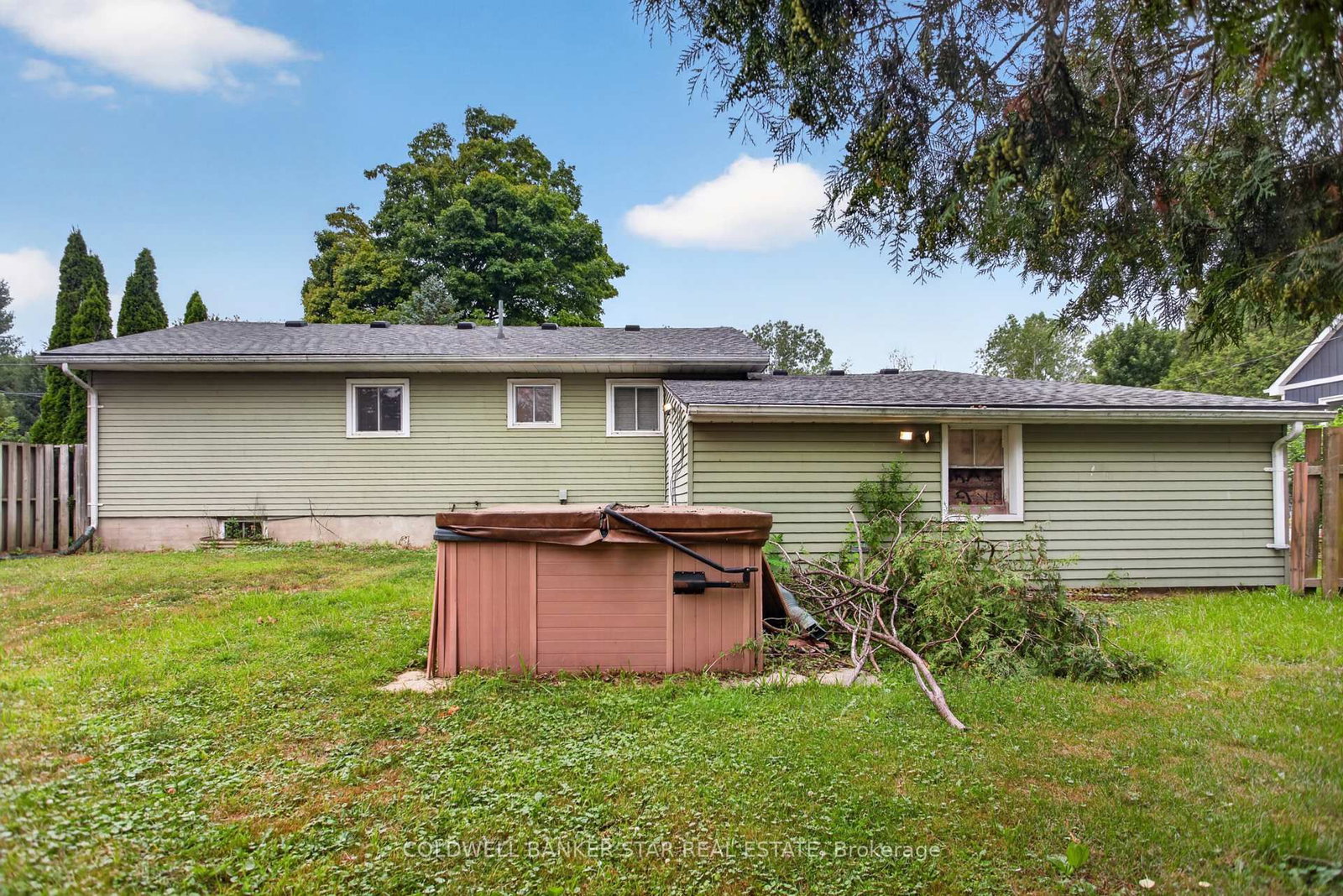 78 Main Street • West Elgin, ON photo 38
