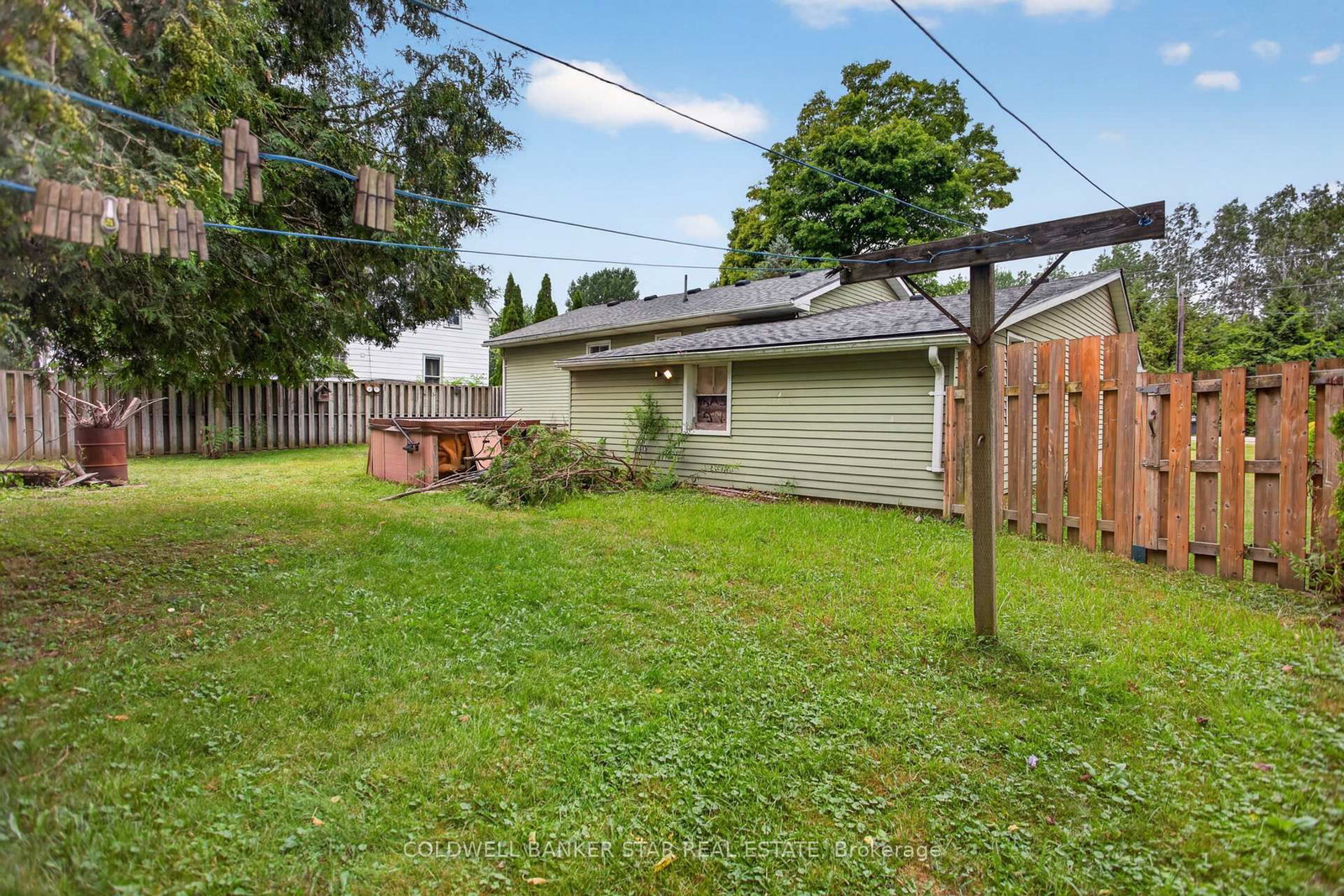 78 Main Street • West Elgin, ON photo 39