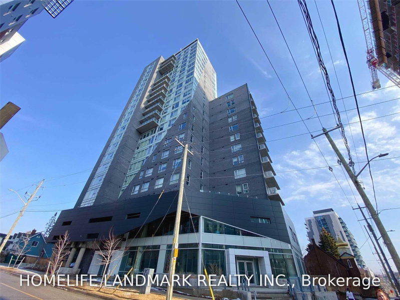 2201 - 158 King Street N