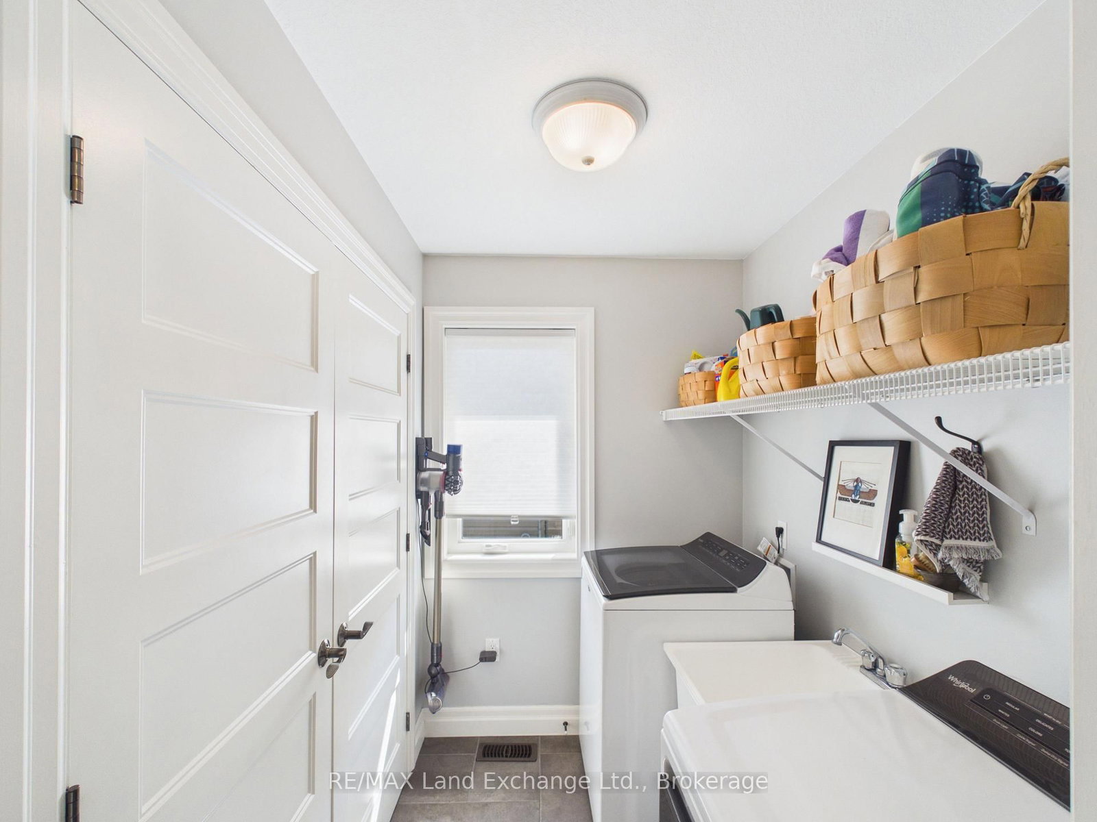 50 Lakefield Drive • Kincardine, ON photo 12