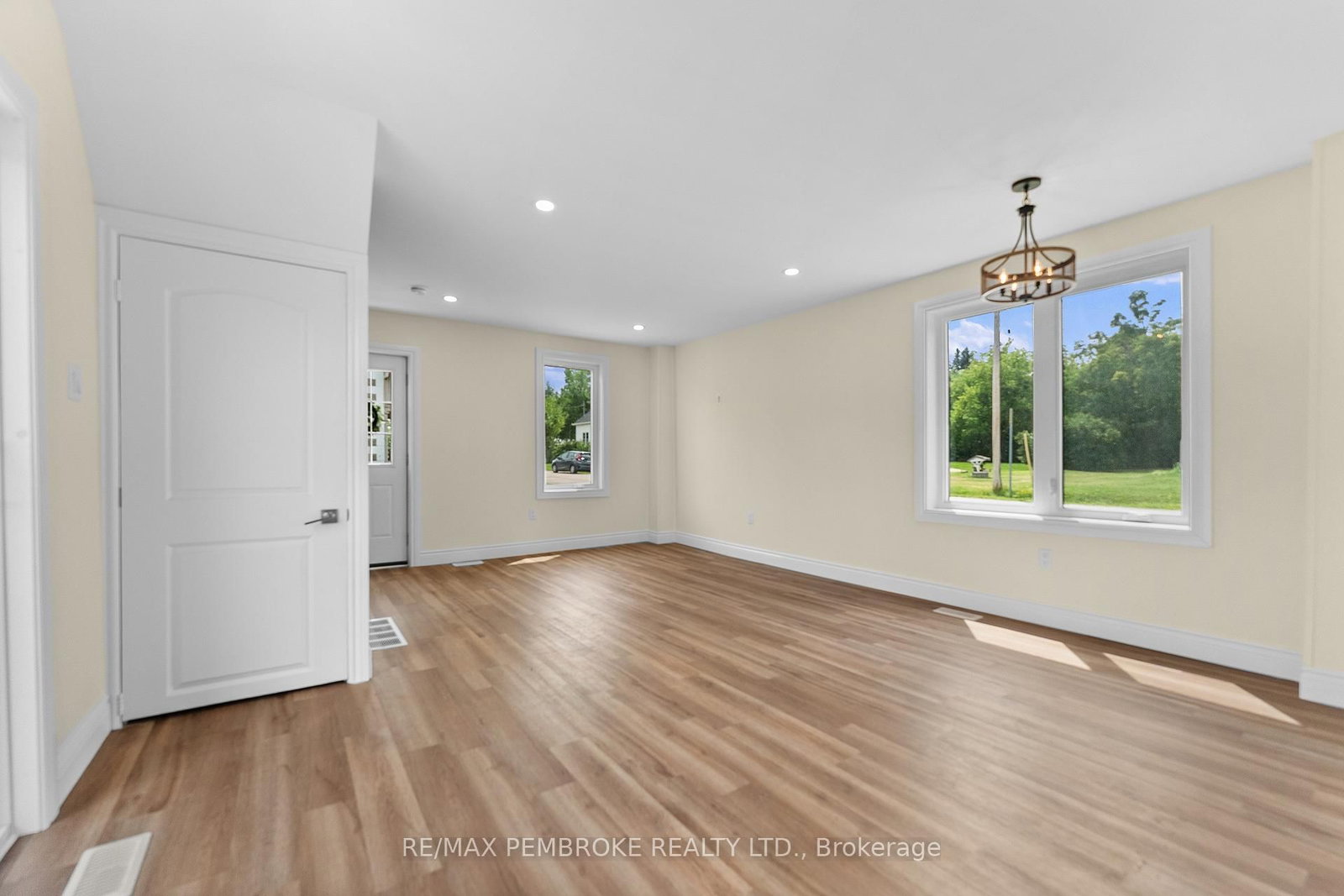 480 Blank Street • Pembroke, ON photo 18