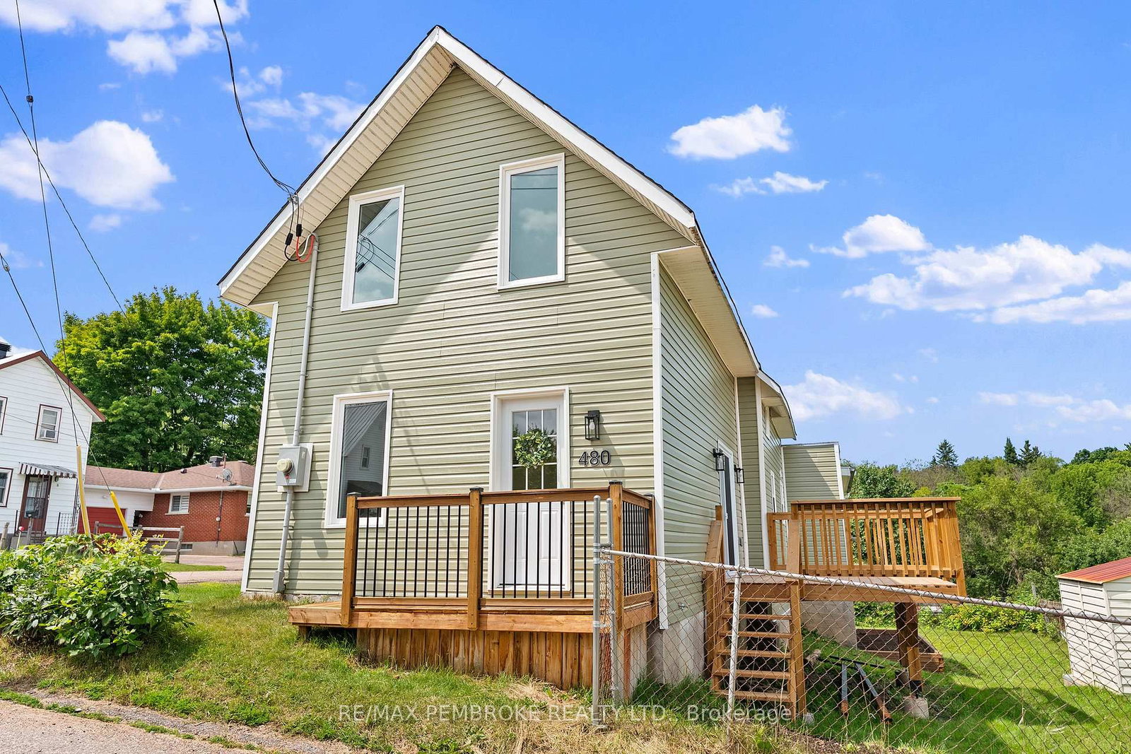 Listing Image 3