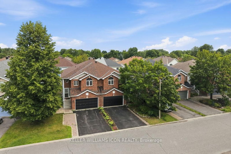 125 Castle Glen Crescent