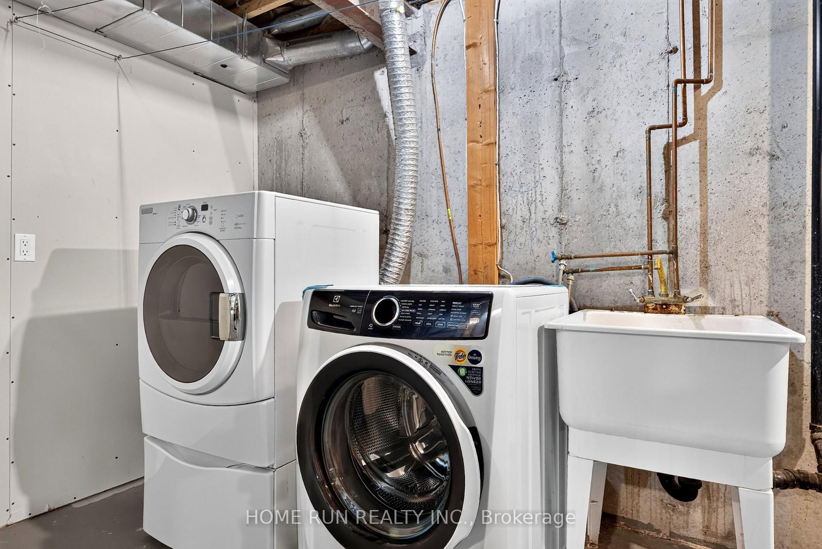 164 Gray Crescent • Ottawa, ON photo 32