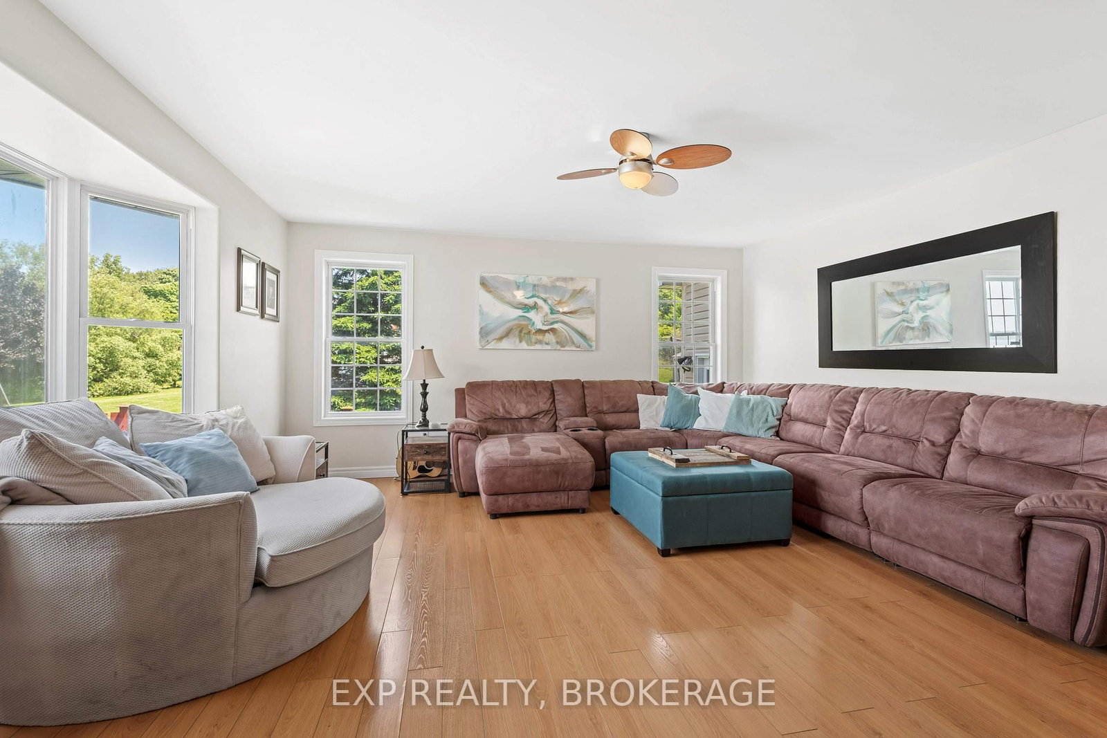 26 BOXEN HARBOUR Lane • Wolfe Island, ON photo 13