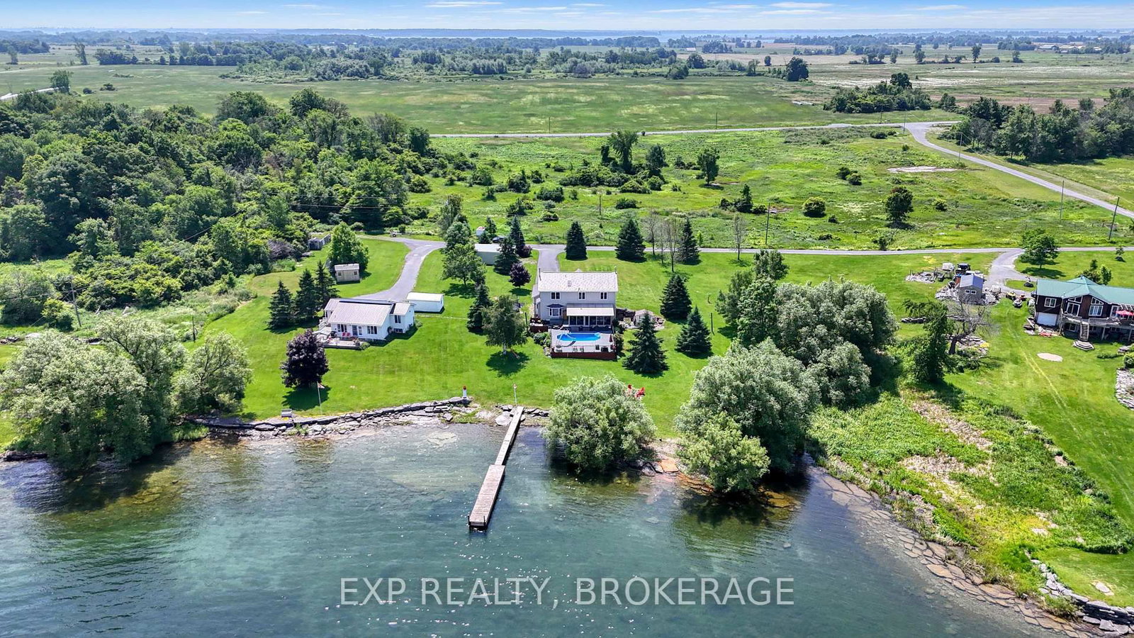 26 BOXEN HARBOUR Lane • Wolfe Island, ON photo 2