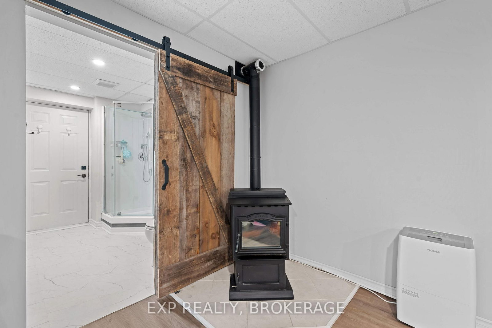 26 BOXEN HARBOUR Lane • Wolfe Island, ON photo 36