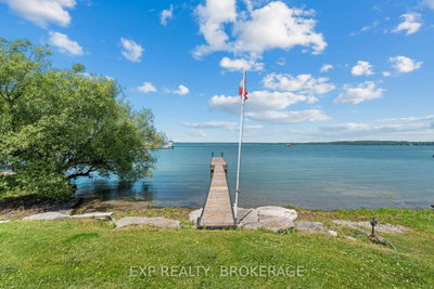26 BOXEN HARBOUR Lane • Wolfe Island, ON photo 4