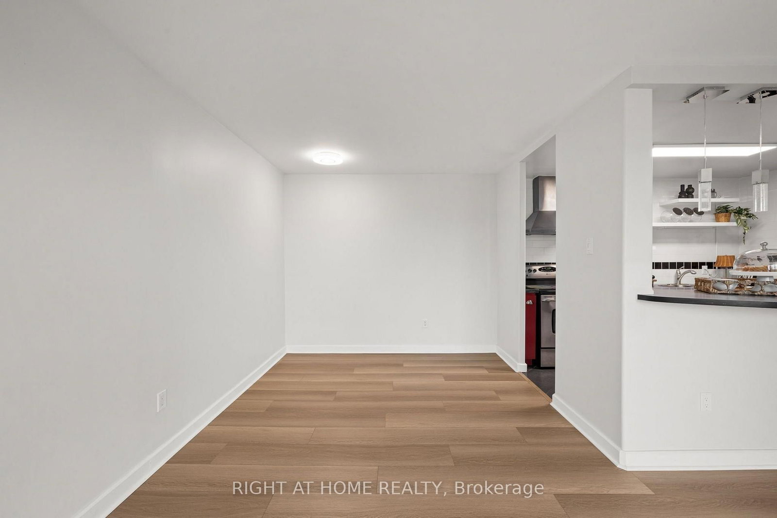 1025 RICHMOND Road • #503 • Ottawa, ON photo 10