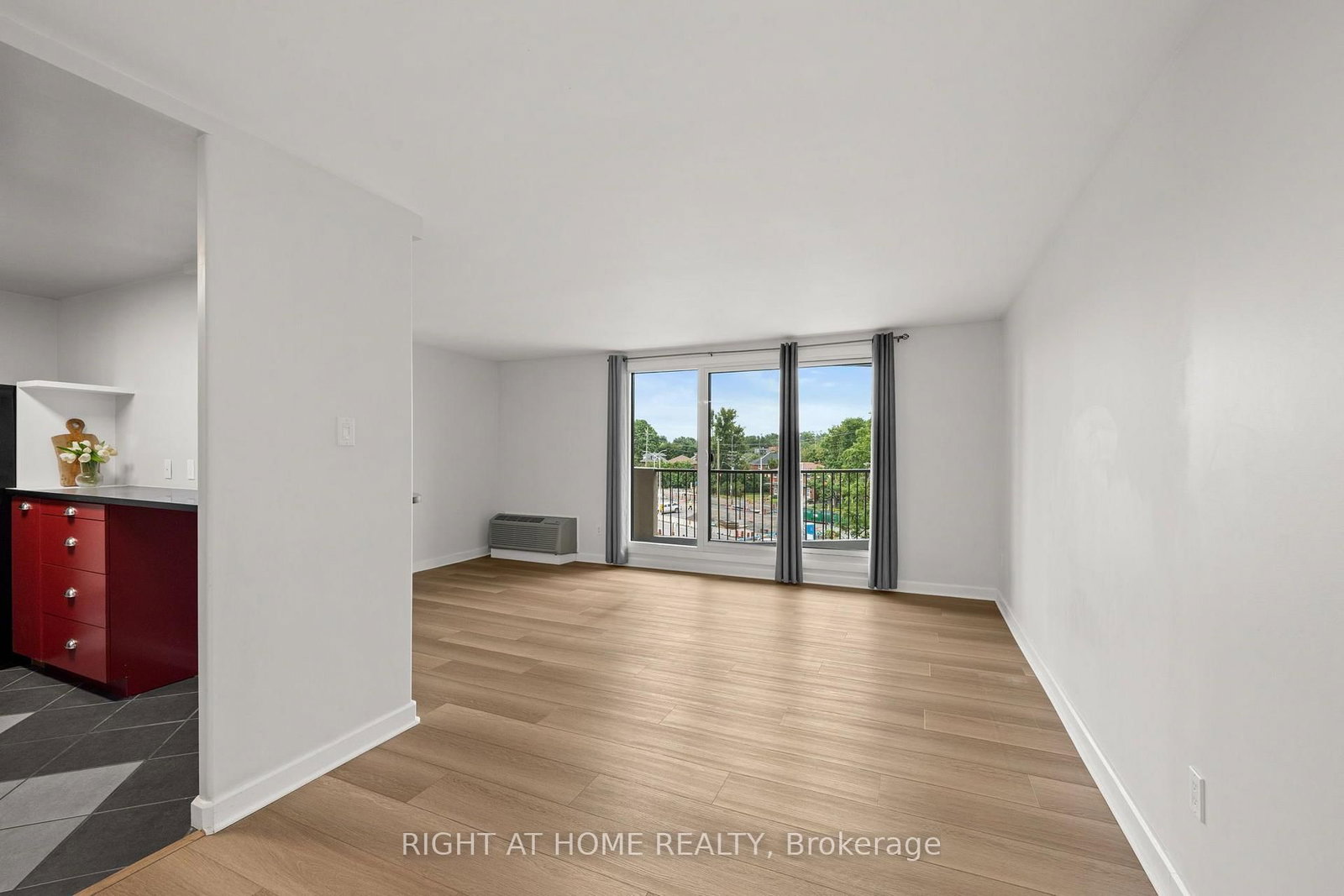 1025 RICHMOND Road • #503 • Ottawa, ON photo 14