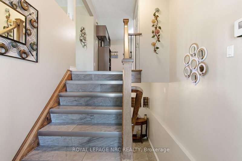 28 Rollins Drive