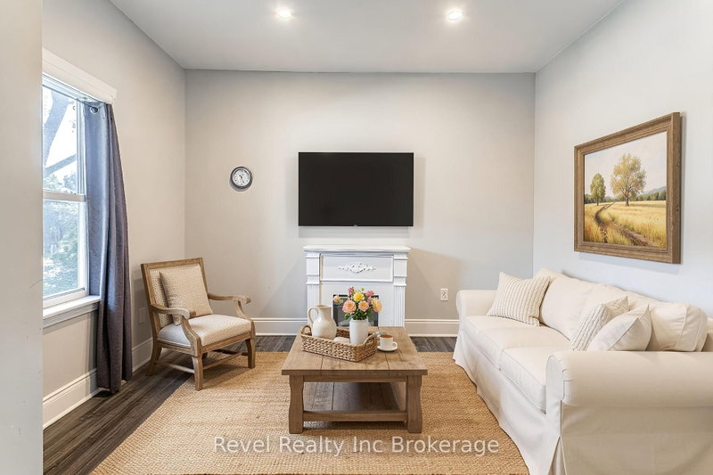 31 Givins Street