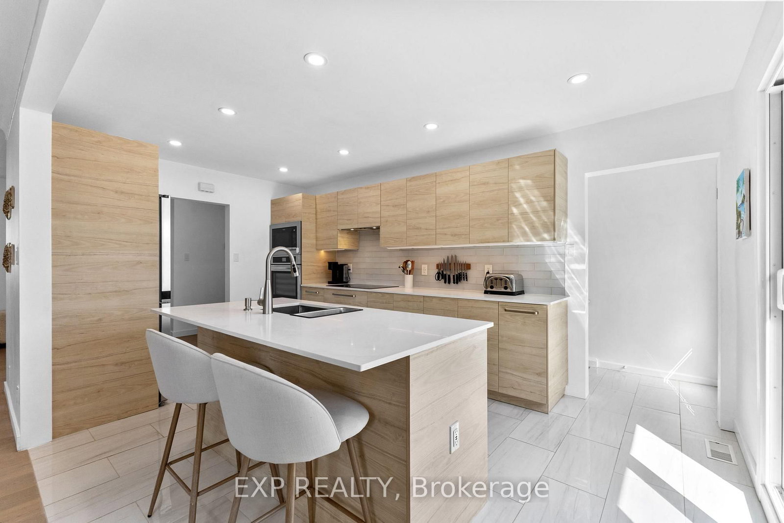 1502 Farnsworth Avenue • Ottawa, ON photo 10