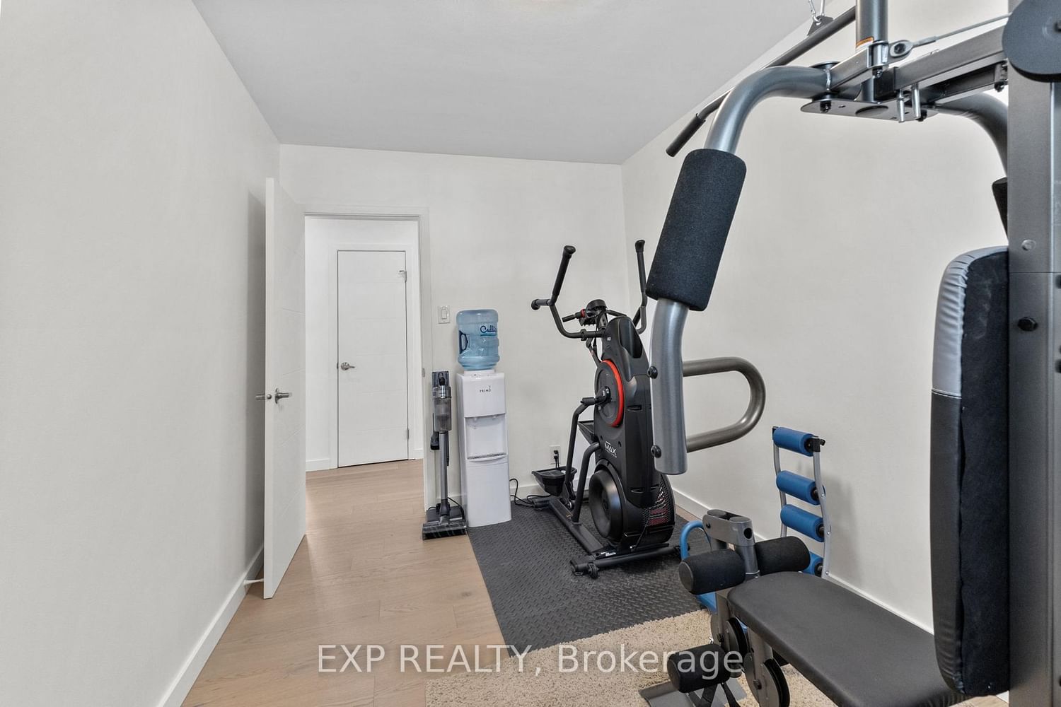1502 Farnsworth Avenue • Ottawa, ON photo 22