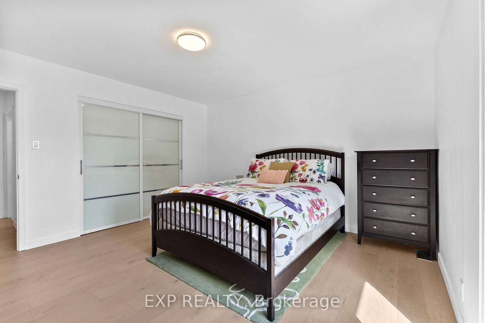 1502 Farnsworth Avenue • Ottawa, ON photo 28