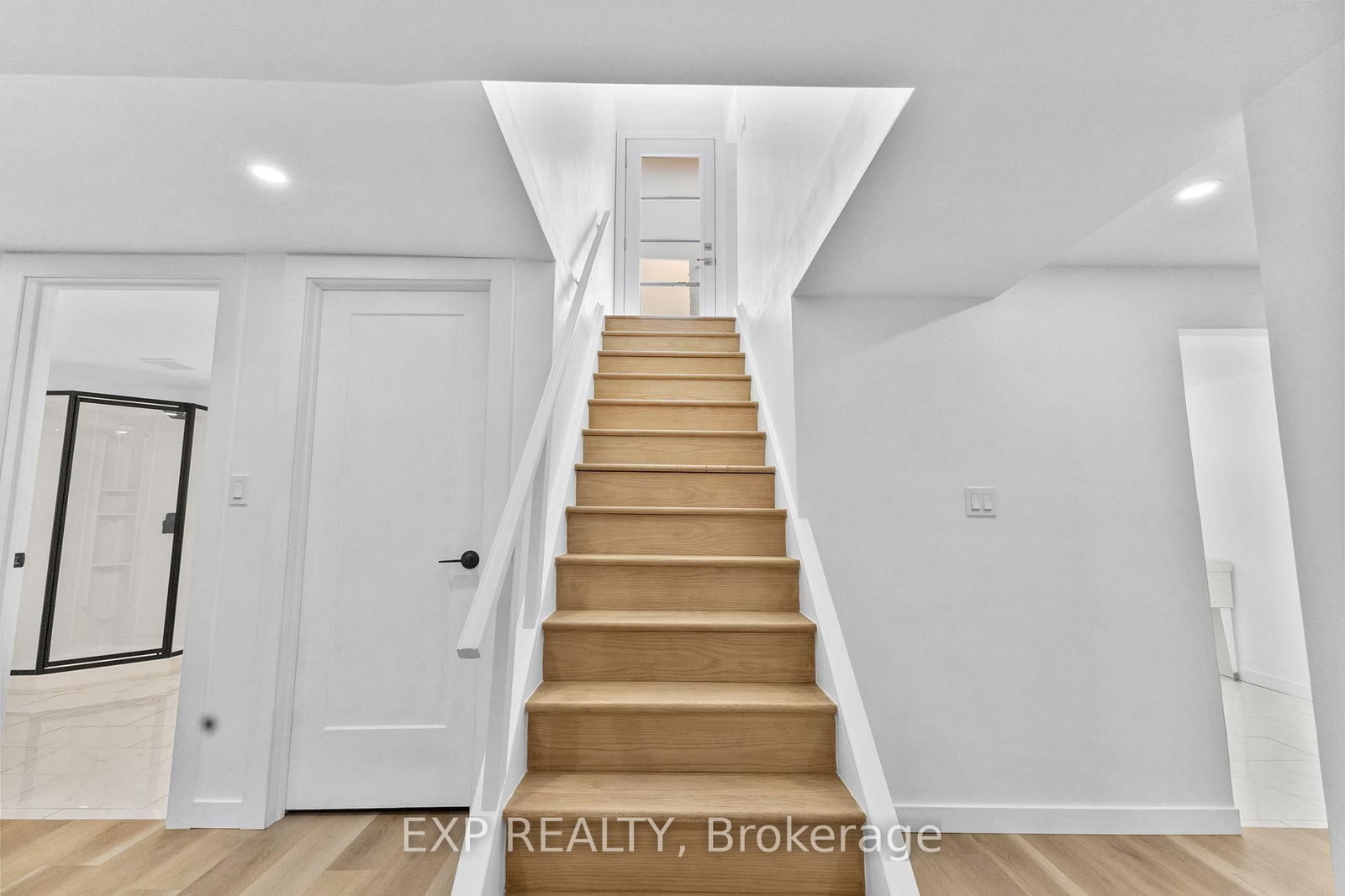 1502 Farnsworth Avenue • Ottawa, ON photo 29