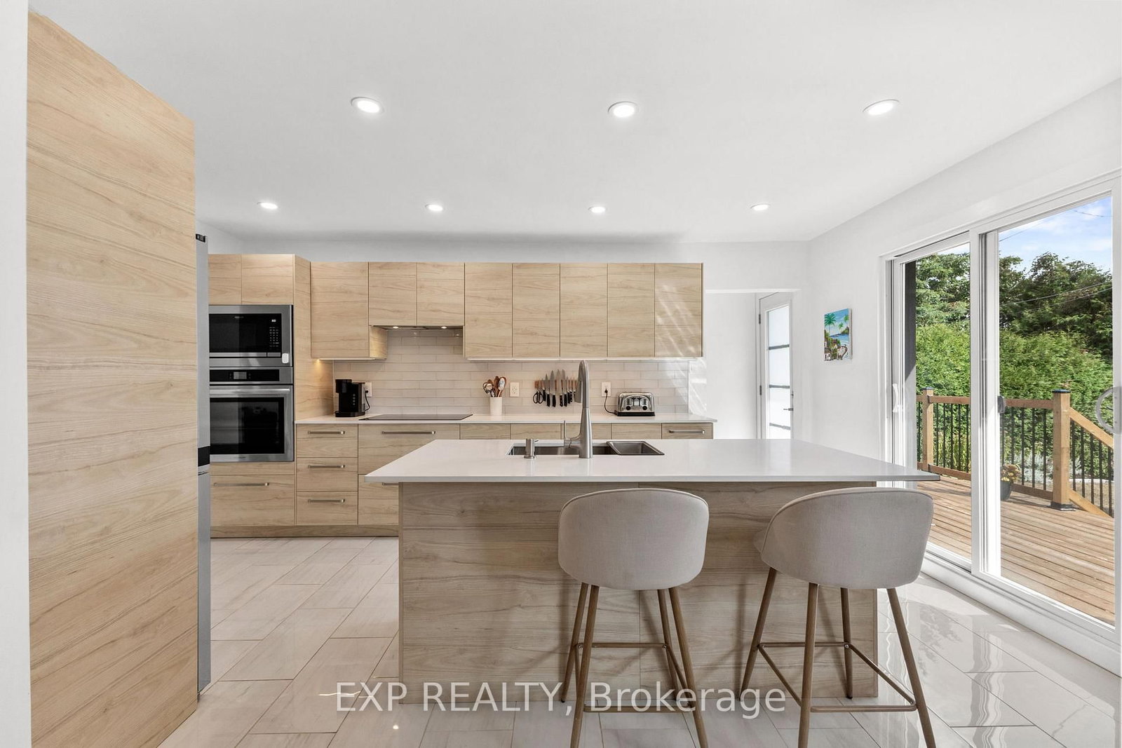 1502 Farnsworth Avenue • Ottawa, ON photo 5