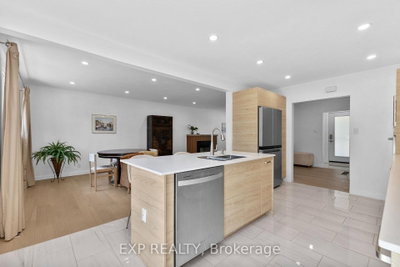 1502 Farnsworth Avenue • Ottawa, ON photo 6
