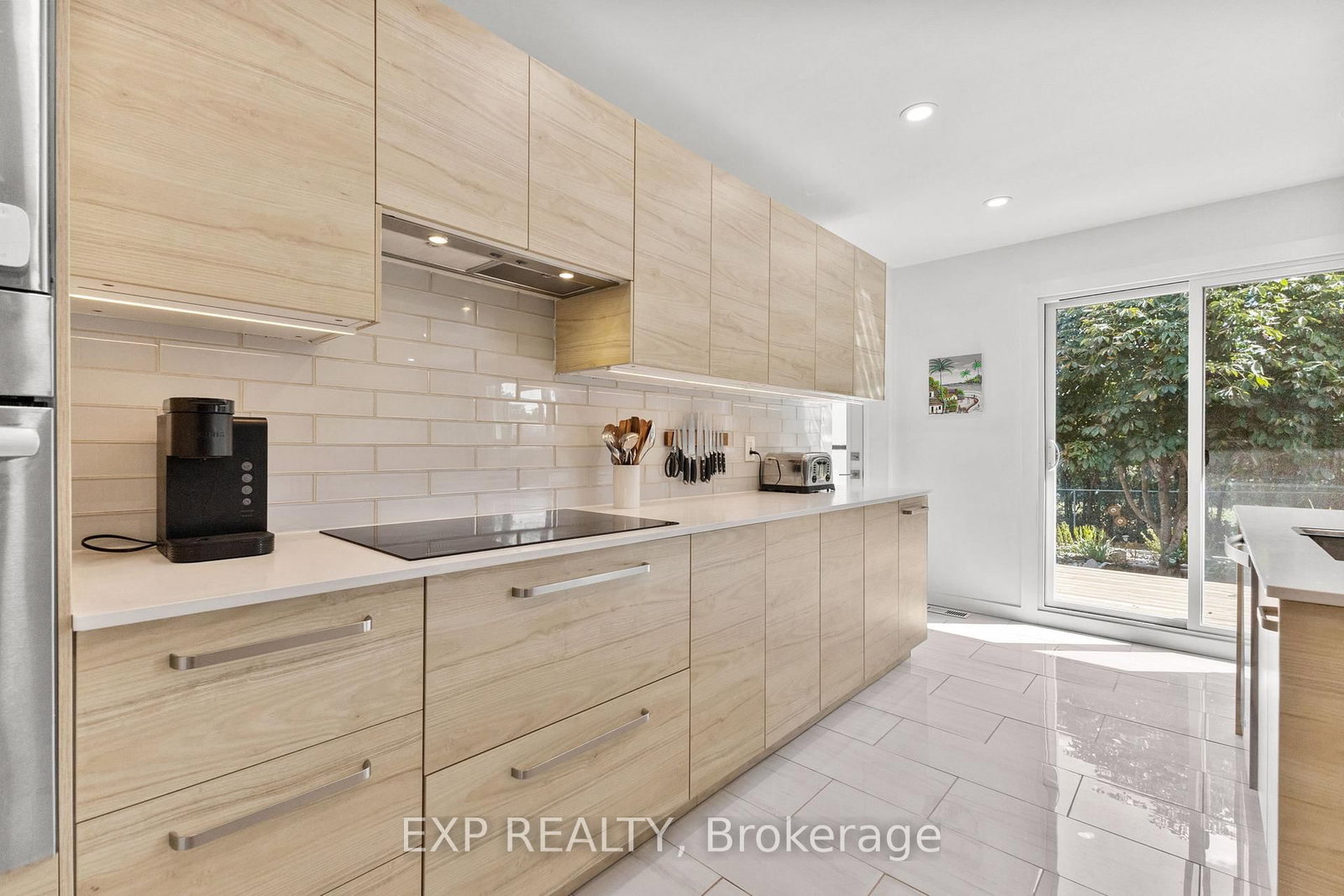 1502 Farnsworth Avenue • Ottawa, ON photo 8